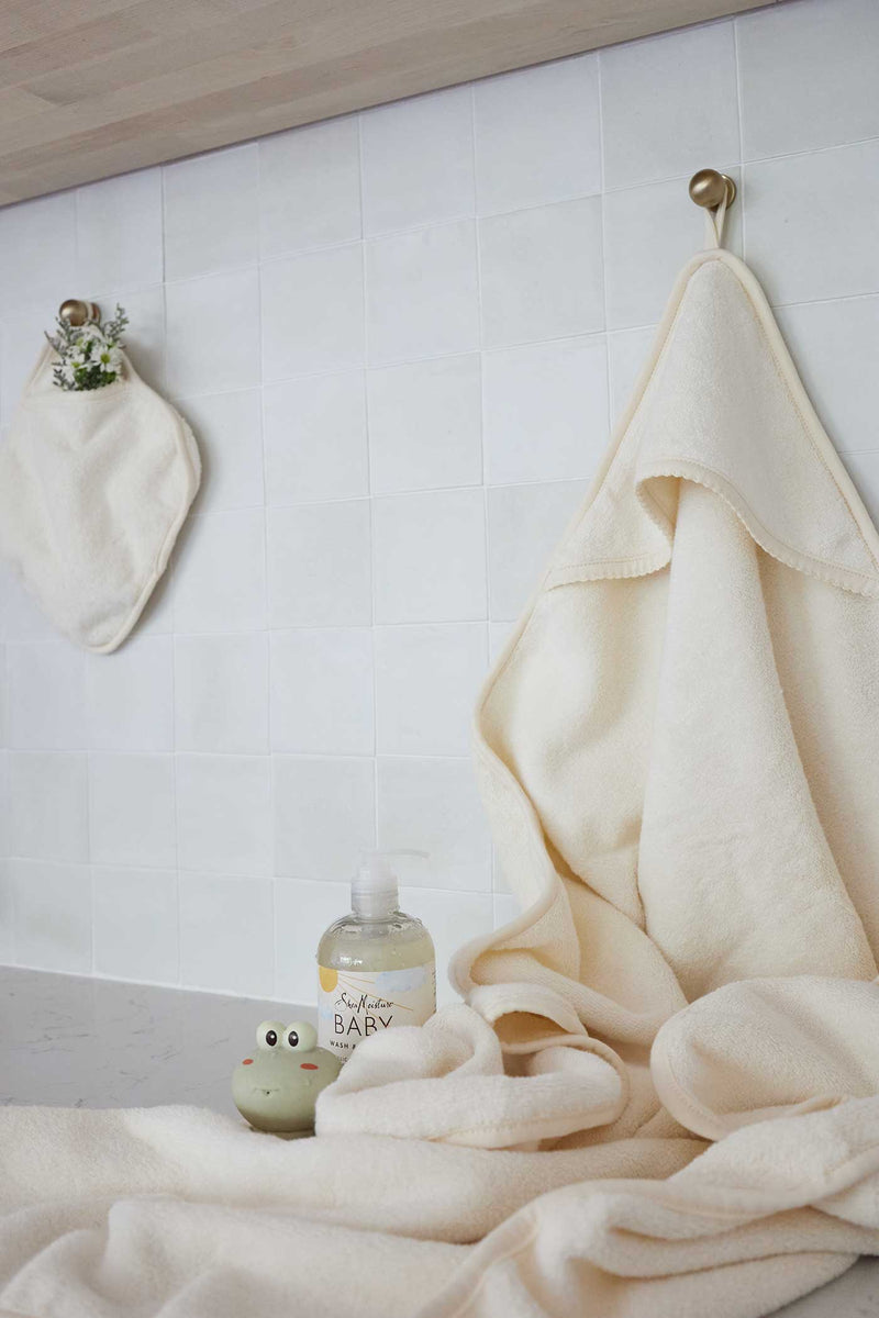 Hooded Towel - Chic Solid Towel & Washcloth Set